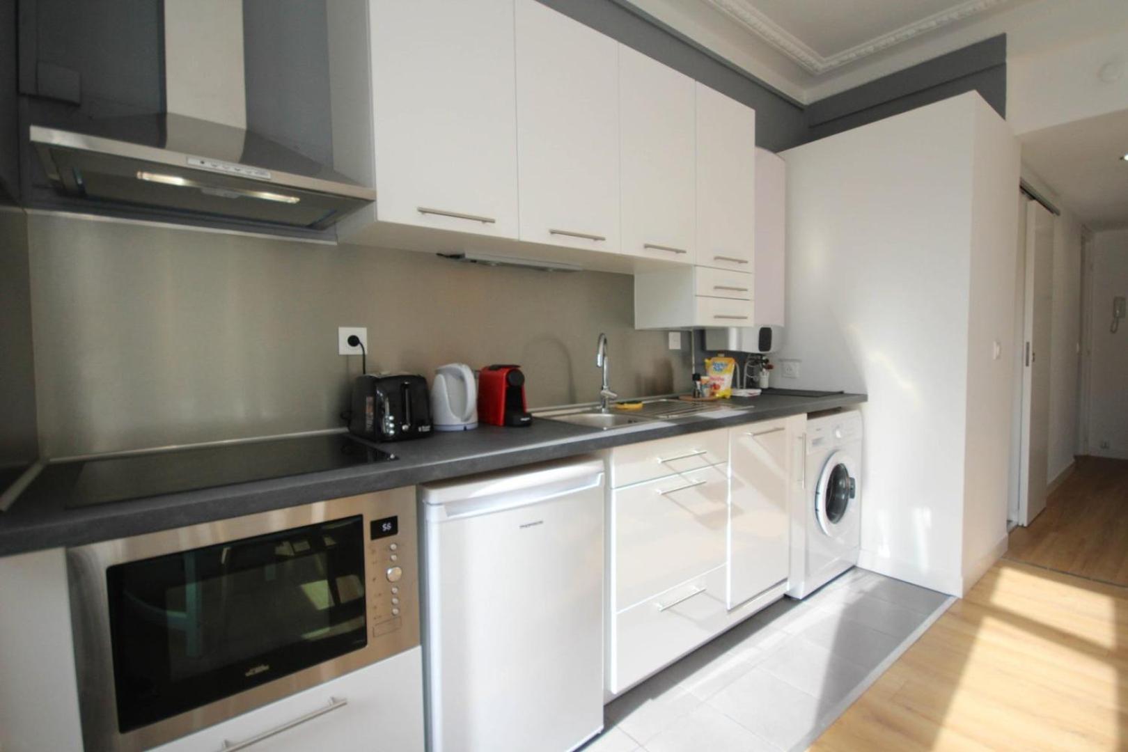 Fully-Equipped Apartment In City Center + Parking Lille Exterior photo